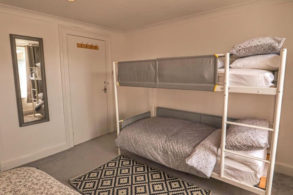 4 Bed Home 3 Mins From Harbour + Sandy Beach Folkestone Kültér fotó
