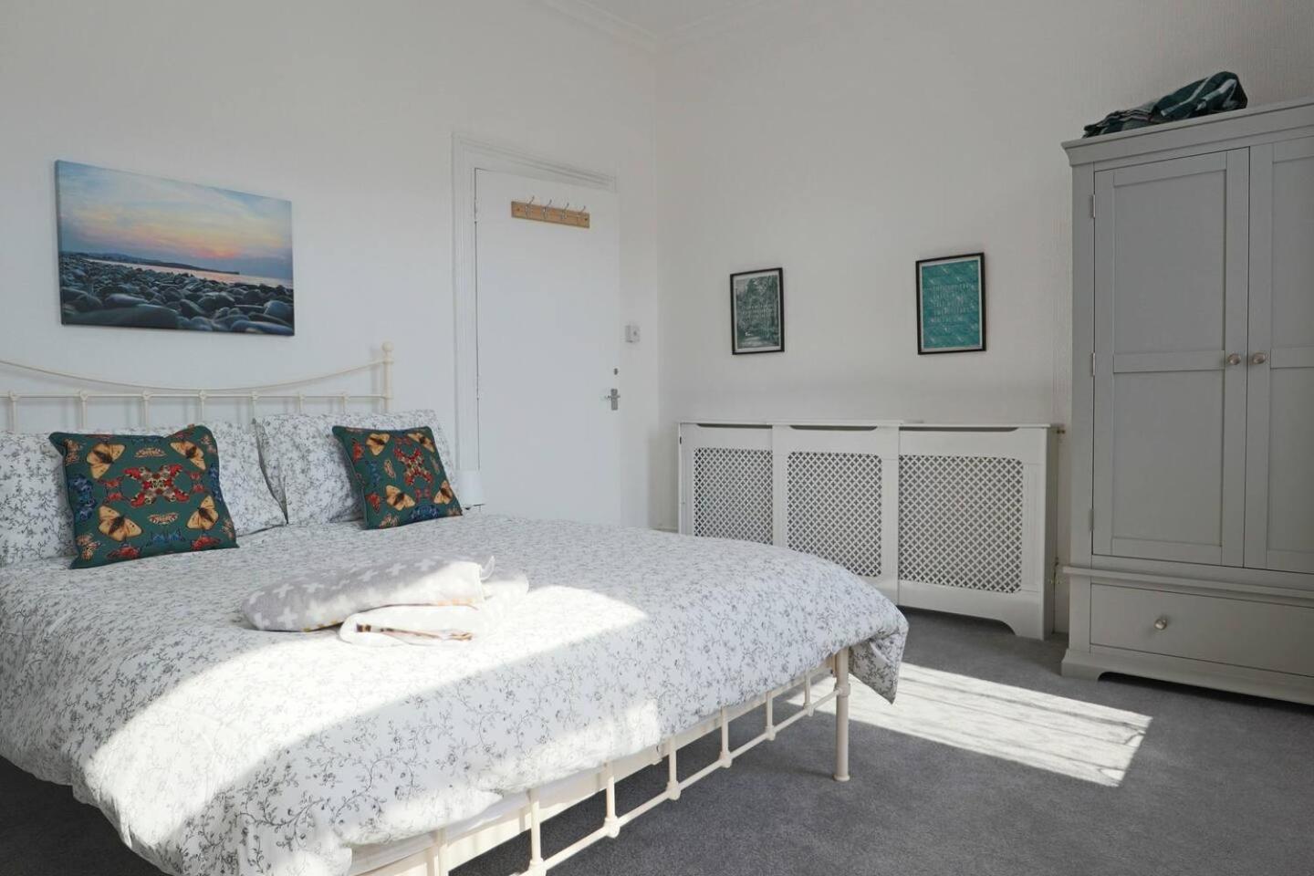 4 Bed Home 3 Mins From Harbour + Sandy Beach Folkestone Kültér fotó